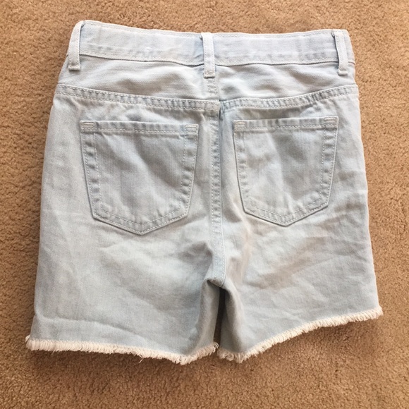children’s place light washed denim shorts - Picture 2 of 3